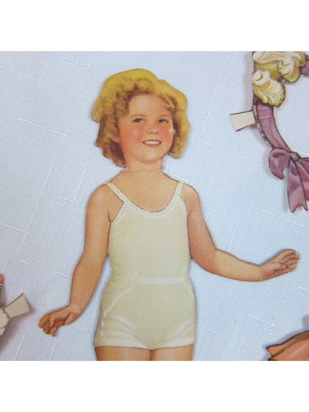 Vintage 1935 Shirley Temple Standing Paper Doll & Clothing Set Saalfield RARE